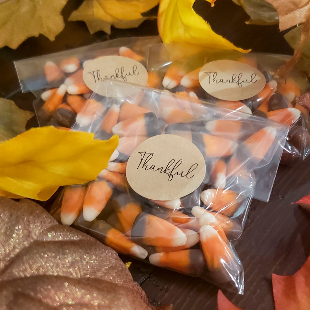 1.5" brown kraft circle labels used as candy favor labels for Thanksgiving